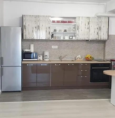 Apartment Criss White Pearl *