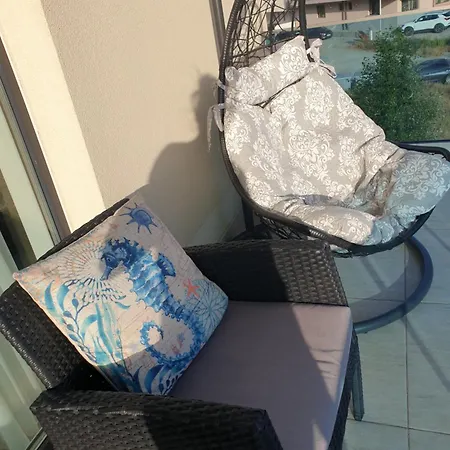 Appartement Criss White Pearl Năvodari